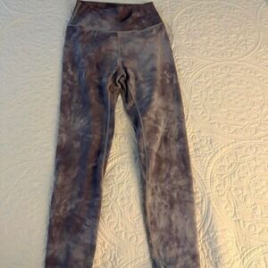 Vital Apparel women's lavender tie-dye leggings size M